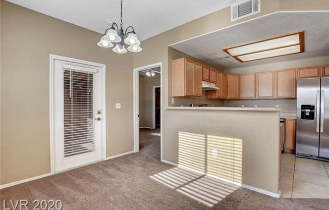 2 beds, 2 baths, $1,300, Unit # 209