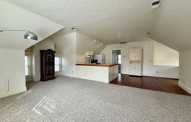 3415 Locust St.