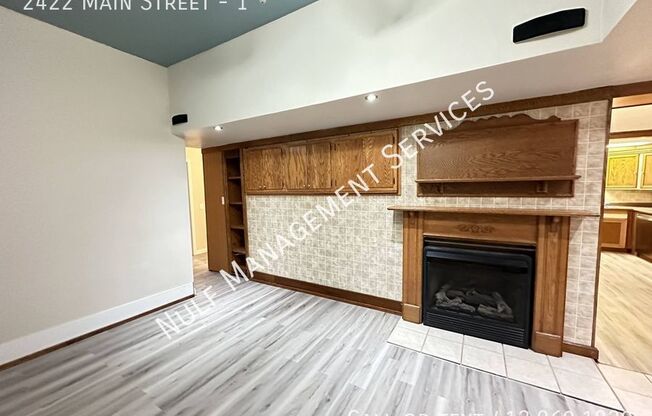 2422 MAIN ST