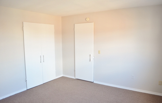 1 bed, 1 bath, 750 sqft, $1,300, Unit C8