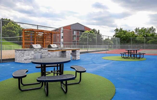 Outdoor seating at Twelve 501 Apartment Homes, Burnsville, 55337