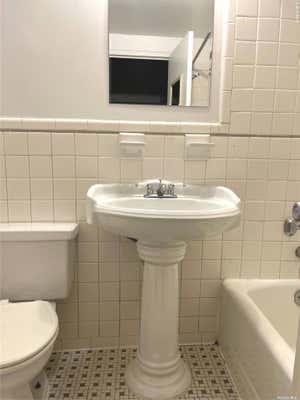 Studio, 1 bath, $1,900, Unit 3R