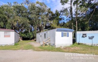 4351 PUTNAM AVE