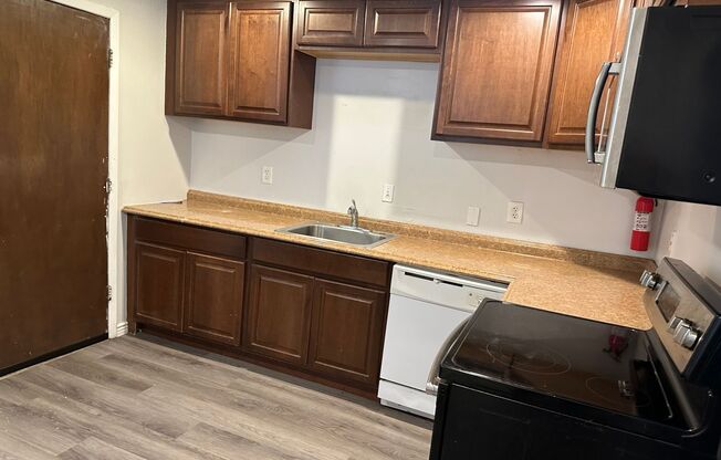 Chatfield Lake Apts.