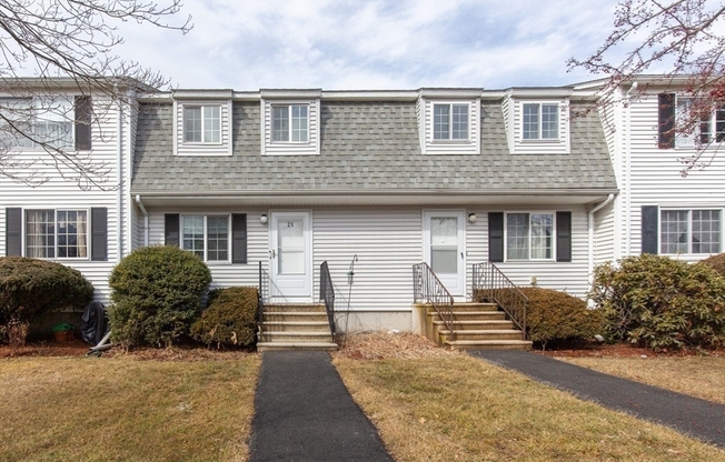 18 WESTFORD RD