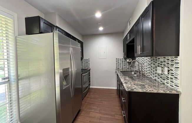 Ridglea4004 #203 ***MAINTENANCE-HOA***