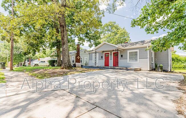 12 Crystal Ave