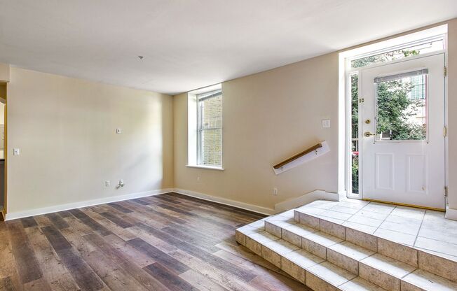 1 bed, 1 bath, 511 sqft, $1,425, Unit APT 104