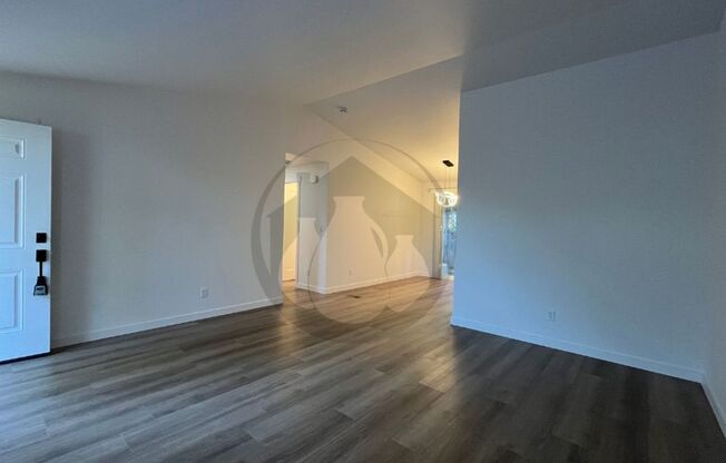 Duplex 19679/19681 #2023-LL771