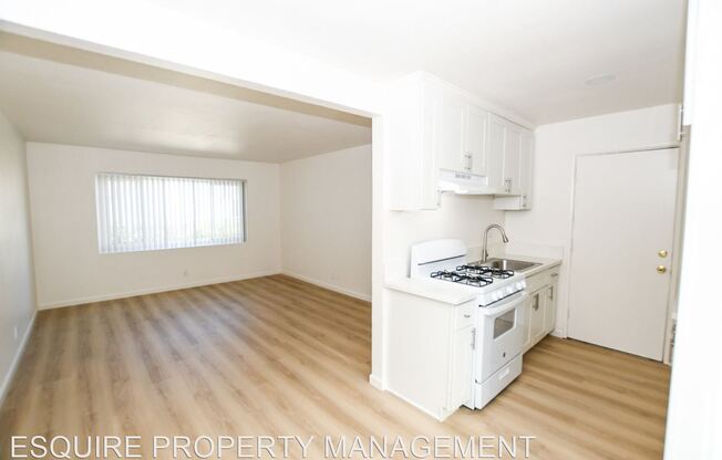 125-141 W HILL STREET