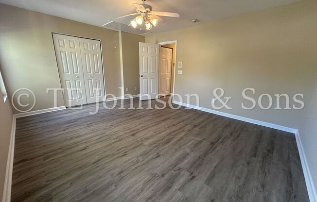 3 beds, 2.5 baths, $1,745, Unit UNIT 11