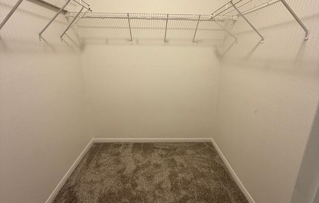 1 bed, 1 bath, $2,100, Unit # 722