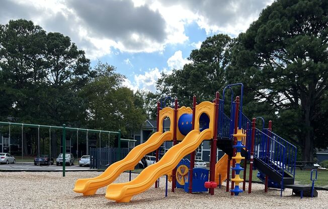 2 beds, 1 bath, 1,200 sqft, $1,639, Unit 00 - 504302