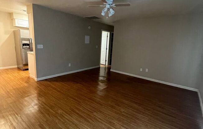 2 beds, 1 bath, 760 sqft, $1,229, Unit 162