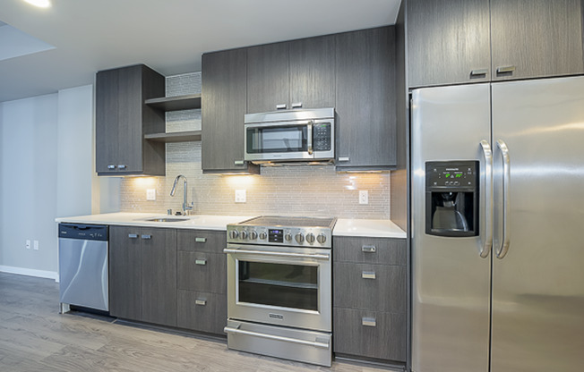 1 bed, 1 bath, 491 sqft, $2,599, Unit 520