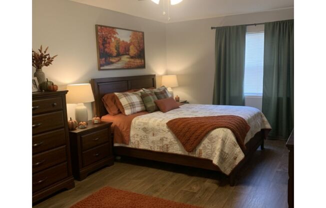 1 bed, 1 bath, 550 sqft, $695