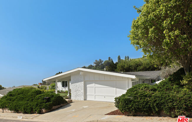 1279 EL HITO CIR