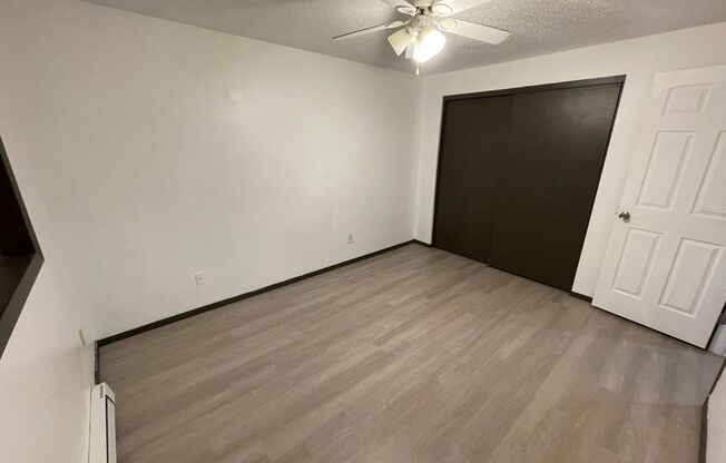 3 beds, 1 bath, $1,500