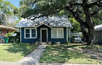 1211 HAMMOND AVE