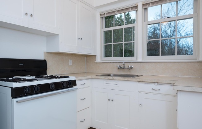 1 bed, 1 bath, $1,525, Unit 5440-3
