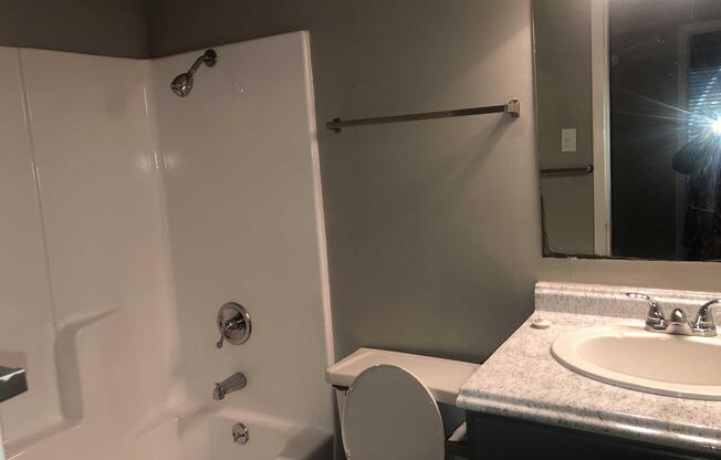 3 beds, 2 baths, 998 sqft, $1,310