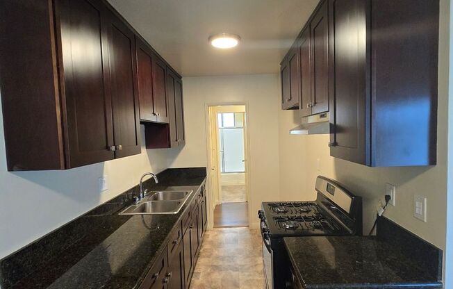 1 bed, 1 bath, $1,895