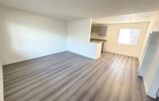 Move In Ready. Beautiful 1bd1/ba with parking!