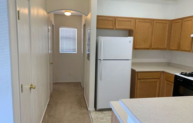 **$350 OFF 1ST MONTH RENT** 6546 Ozzie Harriet Avenue Unit 101 Bldg 109 Las Vegas, NV 89122
