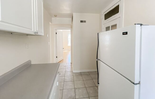 2 beds, 1 bath, 822 sqft, $2,150, Unit 5036-2