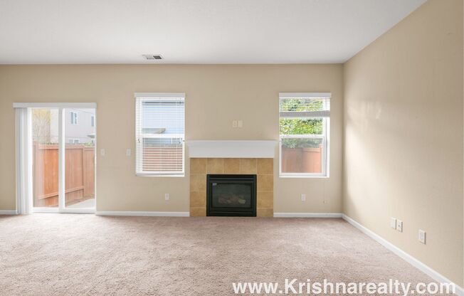 Charming 4 BD* 2.5 BA* Single Family Contemporary Home Located in Windrose Community! *Excellent Location!*