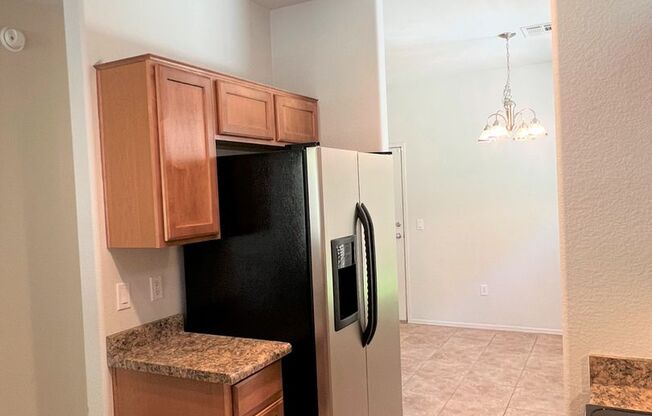 3 beds, 2.5 baths, $1,985, Unit UNIT 1045