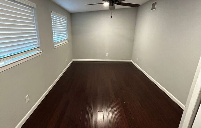 3 beds, 1 bath, $1,450