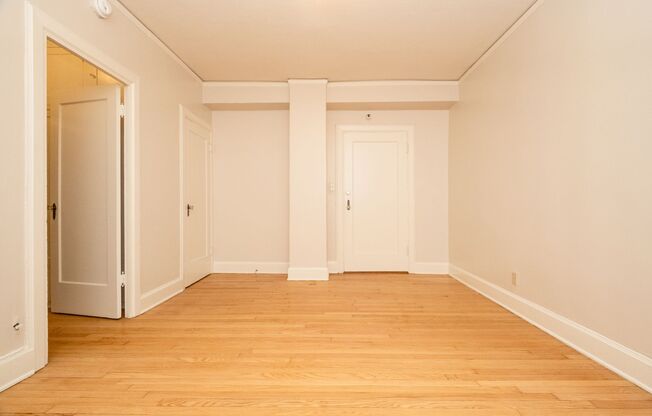 1 bed, 1 bath, 550 sqft, $1,400, Unit 407