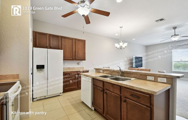 1019 GRN GATE BLVD