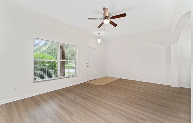 Nice 3/2.5 Townhouse in Enclave at Moss Park in the Lake Nona Area