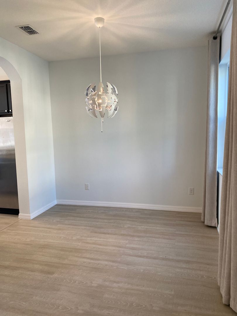 3 bedroom, 2.5 bathroom townhouse in Water Edge Lake Nona