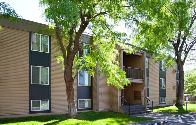 3 beds, 2 baths, 1,115 sqft, $1,345