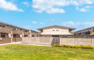 Welcome to Los Robles Apartments