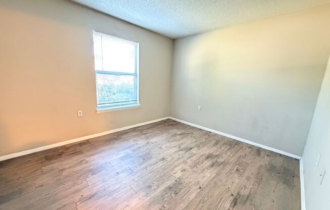 3 beds, 2 baths, 1,150 sqft, $1,850, Unit 8115-2