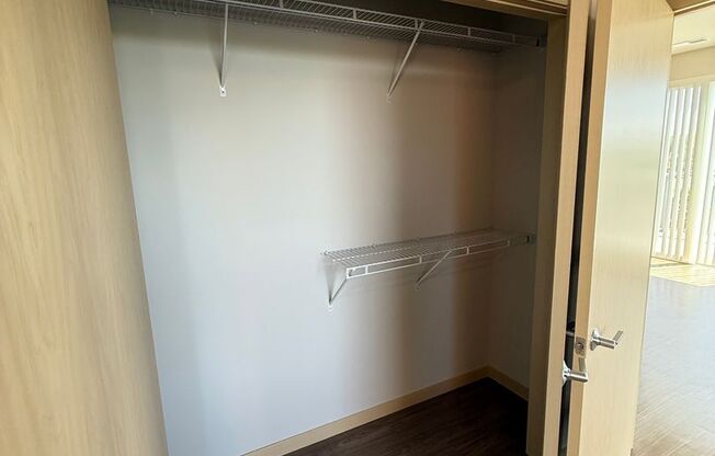 1 bed, 1 bath, 822 sqft, $1,710, Unit #415