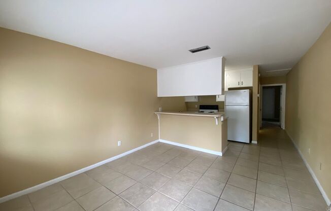 1 bed, 1 bath, 522 sqft, $800, Unit H