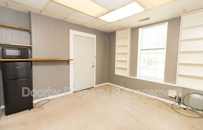 1202 DUNCAN AVE