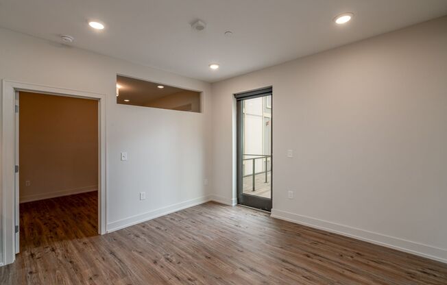 2 beds, 2 baths, 785 sqft, $1,950, Unit 1050 N 4th St. Apt. 206