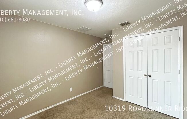 10319 ROADRUNNER RDG