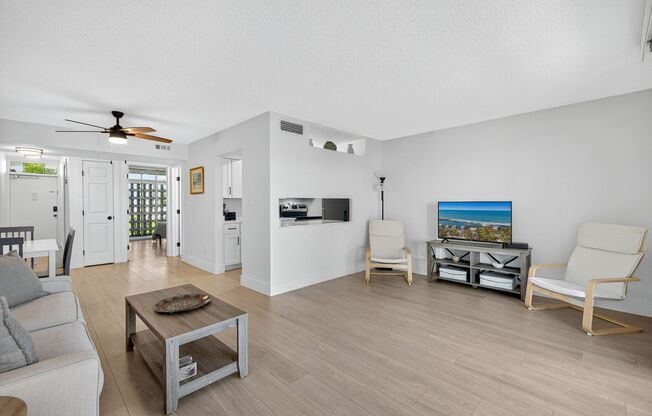 Your Waterfront Escape Awaits in Cape Coral