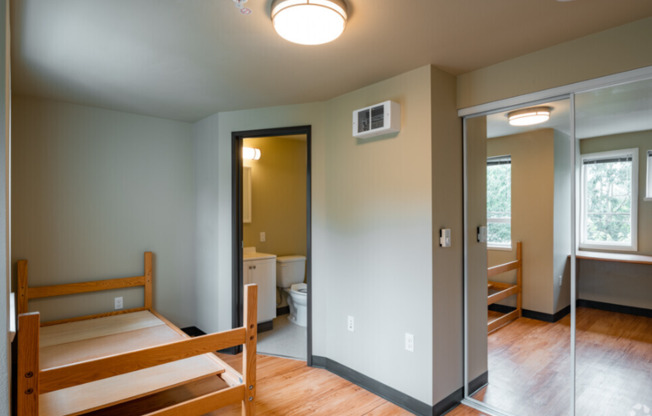 Studio, 1 bath, 177 sqft, $866, Unit Sophie - Unit 303 MFTE
