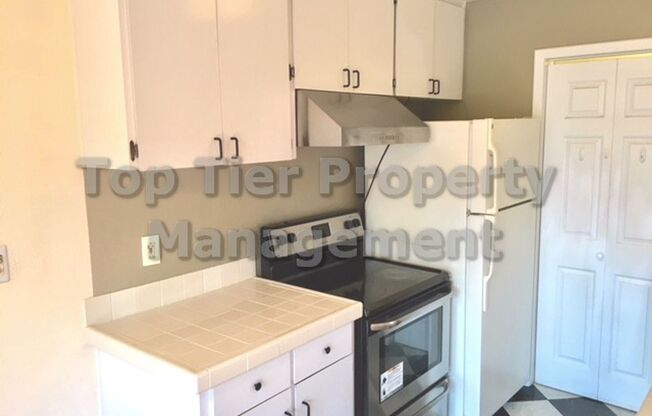 2 beds, 1 bath, $2,400, Unit # 368