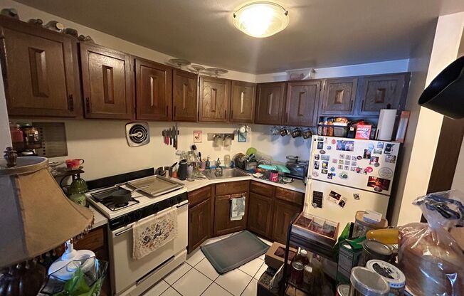 1 bed, 1 bath, $1,145, Unit 301
