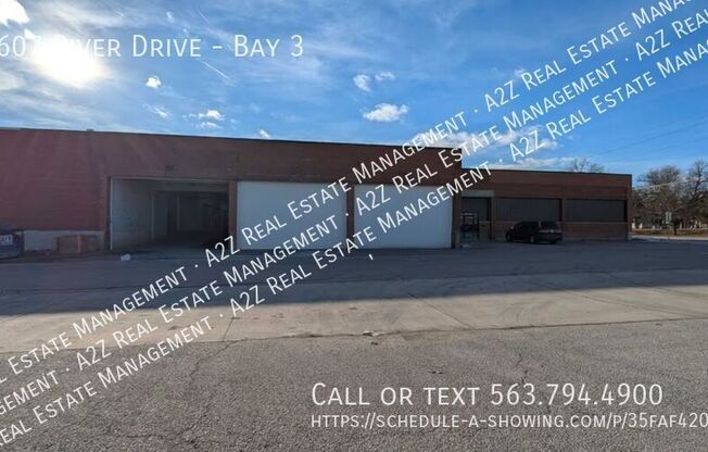 1607 RIV DR BAY