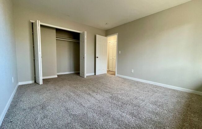 2 beds, 1 bath, 884 sqft, $1,700, Unit 1435MB-3